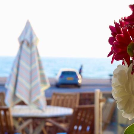 Serenity "Your Calm Seafront Retreat" By Air Premier Seaford Bagian luar foto
