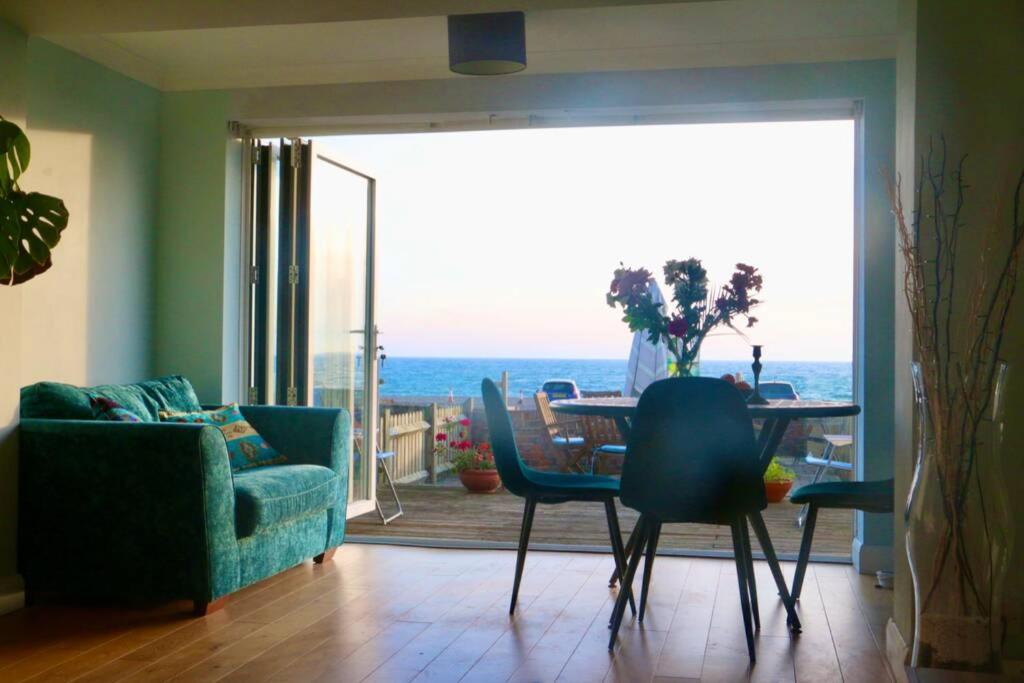 Serenity "Your Calm Seafront Retreat" By Air Premier Seaford Bagian luar foto